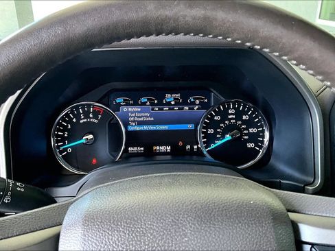 Used 2020 Ford Expedition XLT w/ Equipment Group 202A RWD image 9