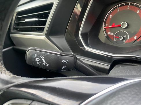 Used 2019 Volkswagen Jetta SE image 29