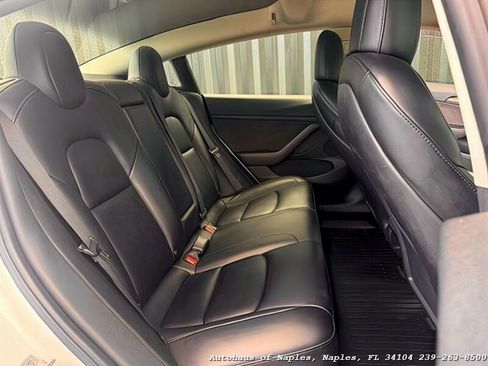 Used 2022 Tesla Model 3 Long Range image 16