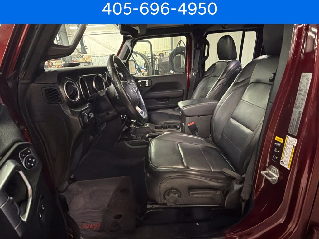 Used 2022 Jeep Wrangler Unlimited Sahara AWD/4WD image 6