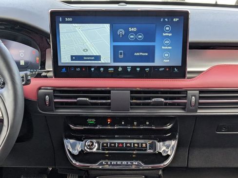 New 2025 Lincoln Corsair Reserve w/ Equipment Group 202A image 18