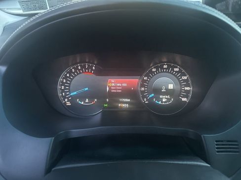 Used 2016 Ford Explorer Platinum image 9