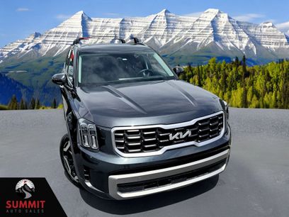Used 2023 Kia Telluride S w/ S Sunroof Package