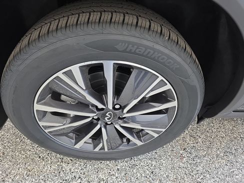 New 2026 INFINITI QX60 Luxe w/ Cargo Package image 13