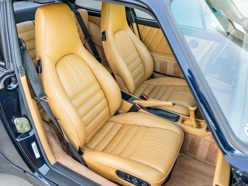 Used 1992 Porsche 911 Turbo RWD image 15