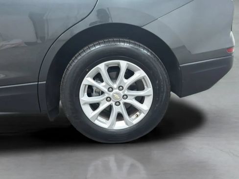Used 2019 Chevrolet Equinox LS FWD image 27