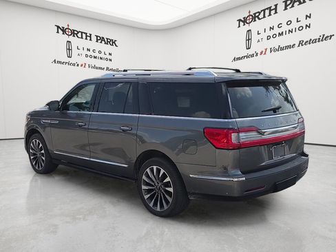 Used 2021 Lincoln Navigator L Reserve w/ Luxury Package AWD/4WD image 3