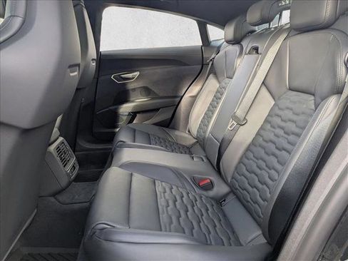 New 2026 Audi S e-tron GT Prestige image 17