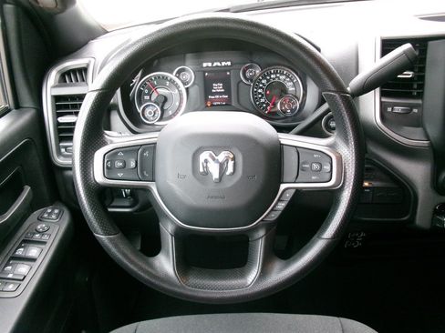 Used 2024 RAM 2500 Tradesman w/ Chrome Appearance Group AWD/4WD image 14