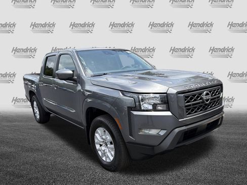 Used 2024 Nissan Frontier SV w/ SV Convenience Package RWD image 2
