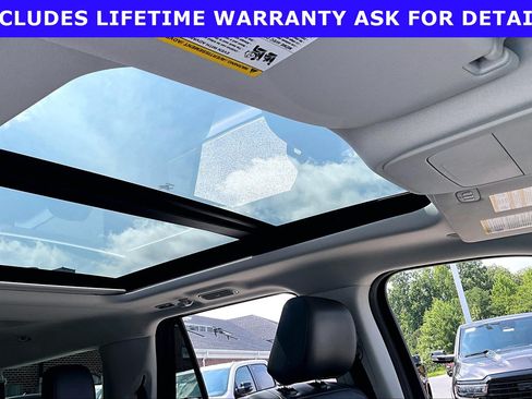 Used 2025 Ford Expedition Max Active AWD/4WD image 19