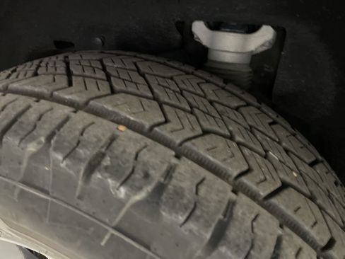 Used 2025 Honda Pilot TrailSport image 51