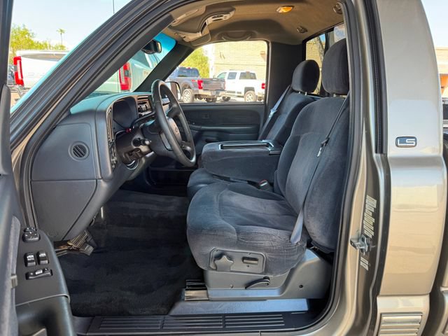 Used 2000 Chevrolet Silverado 1500 LS w/ Firm Ride Suspension Pkg RWD image 28