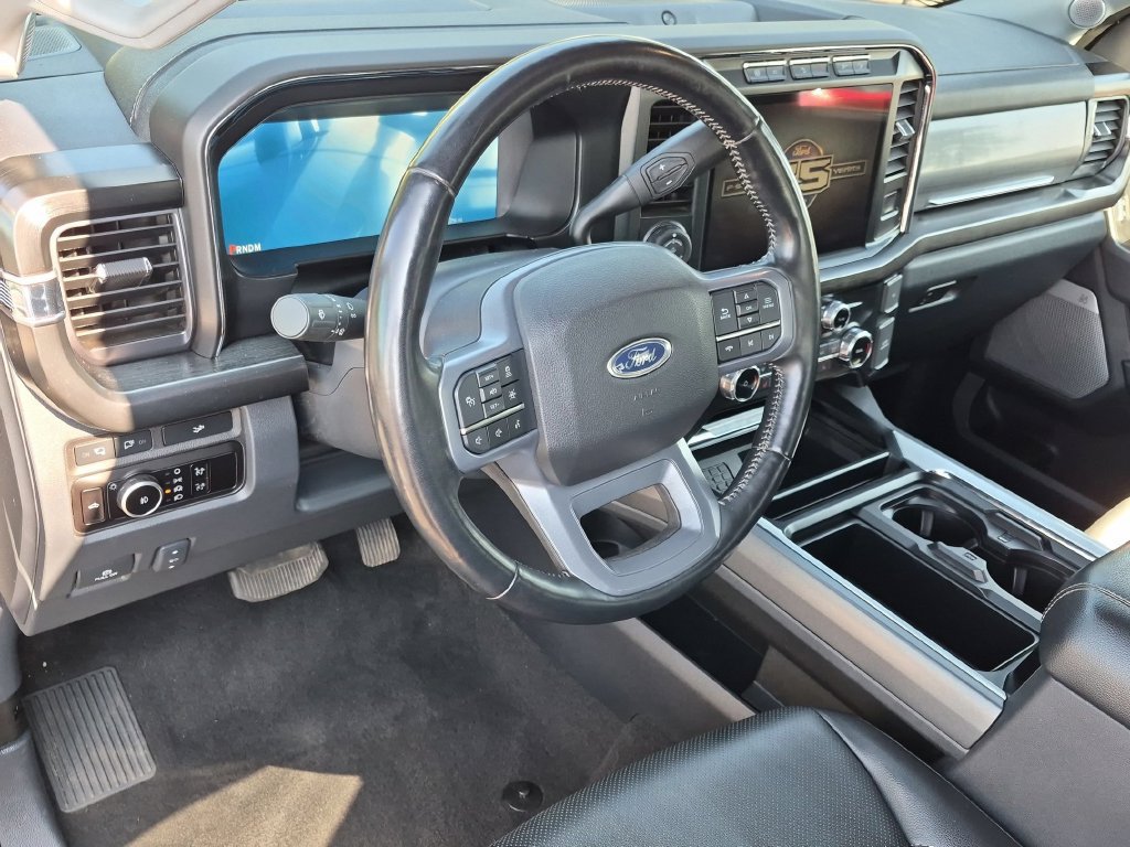 Used 2023 Ford F250 Lariat w/ Lariat Ultimate Package AWD/4WD image 12