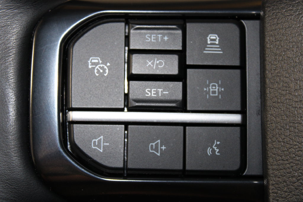 Used 2025 Ford F150 Platinum AWD/4WD image 42