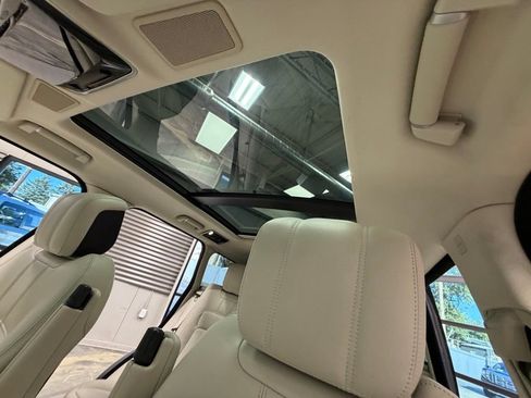 Used 2021 Land Rover Range Rover Westminster Edition AWD/4WD image 8