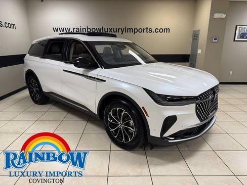 Used 2024 Lincoln Nautilus Premier w/ Equipment Group 102A AWD/4WD image 1