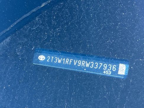 Used 2024 Toyota RAV4 XLE image 23