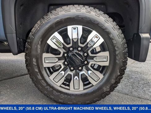 New 2025 GMC Sierra 2500 Denali w/ Denali Reserve Package image 10