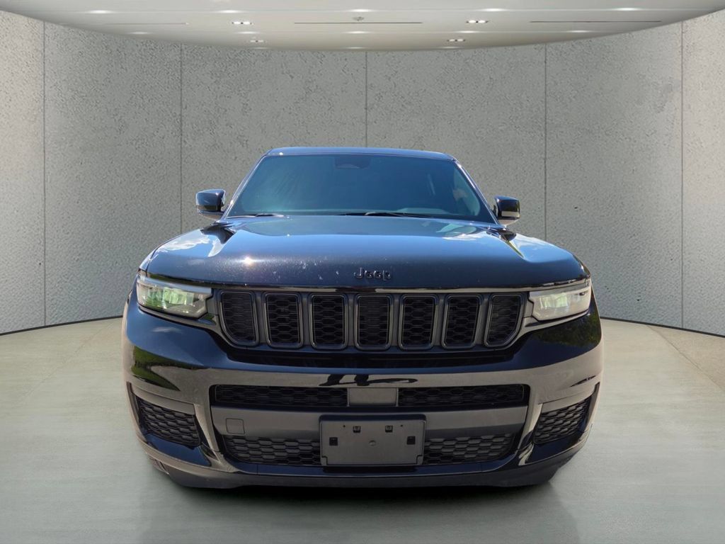 Used 2024 Jeep Grand Cherokee L Altitude AWD/4WD image 12