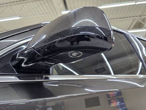 Used 2019 GMC Yukon XL Denali w/ Open Road Package image 11