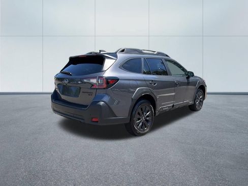 Used 2024 Subaru Outback Onyx Edition XT AWD/4WD image 5