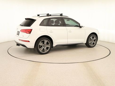 Used 2020 Audi Q5 2.0T Premium Plus w/ Premium Plus Package AWD/4WD image 7