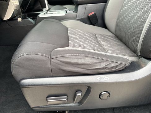 Used 2019 Toyota Tundra SR5 w/ SR5 Upgrade Package image 13