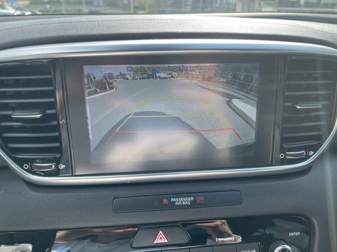 Used 2020 Kia Sportage S w/ S Premium Package image 17