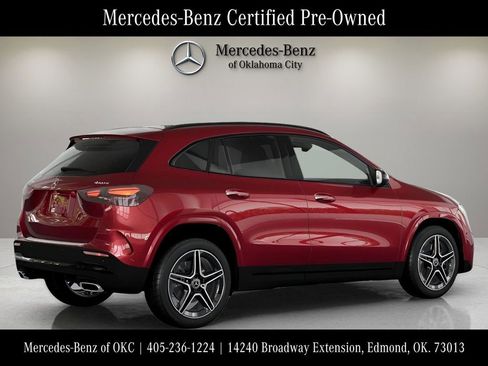 Used 2025 Mercedes-Benz GLA 250 4MATIC image 19