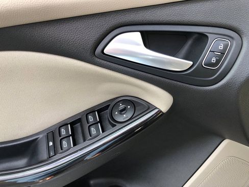 Used 2016 Ford Focus BEV image 17