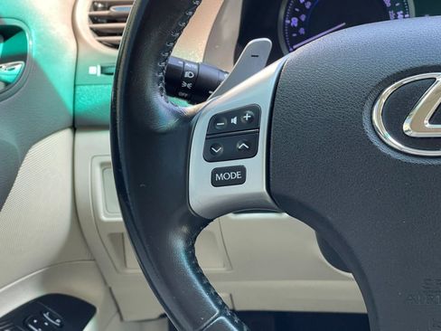 Used 2013 Lexus IS 250 w/ Premium Pkg Value Edition RWD image 30