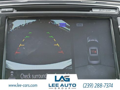 Used 2017 Nissan Maxima Platinum FWD image 25