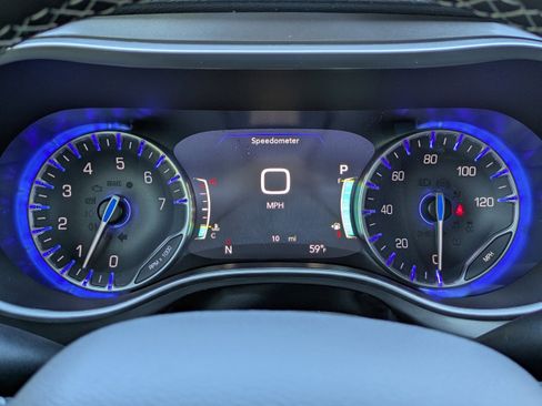 New 2026 Chrysler Pacifica Select image 30