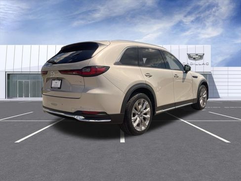 Used 2024 MAZDA CX-90 3.3 Turbo w/ Premium Package AWD/4WD image 8