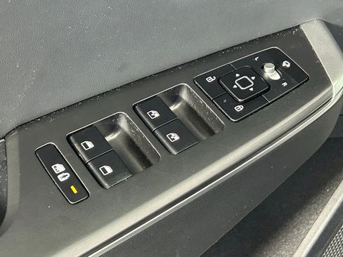 Used 2024 Kia EV6 Light RWD image 36