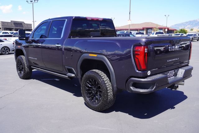 Used 2024 GMC Sierra 3500 Denali Ultimate AWD/4WD image 9