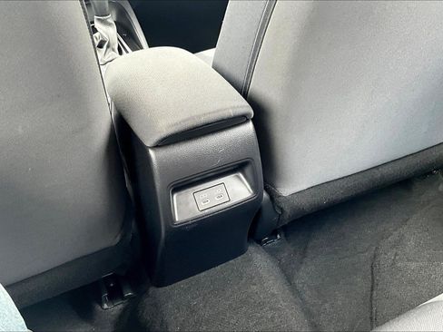 Used 2025 Toyota Corolla LE FWD image 11
