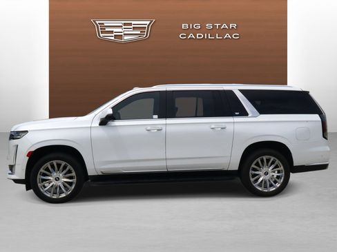 Used 2021 Cadillac Escalade ESV Premium Luxury RWD image 2