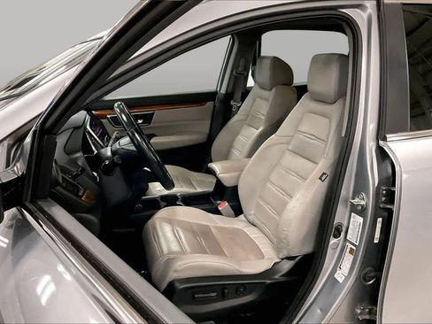 Used 2017 Honda CR-V Touring image 8