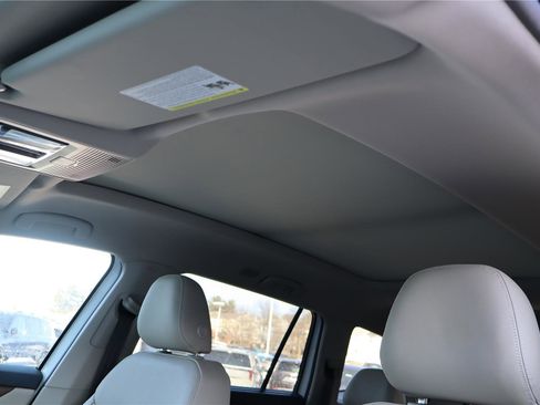 New 2026 Volkswagen Atlas SE image 21