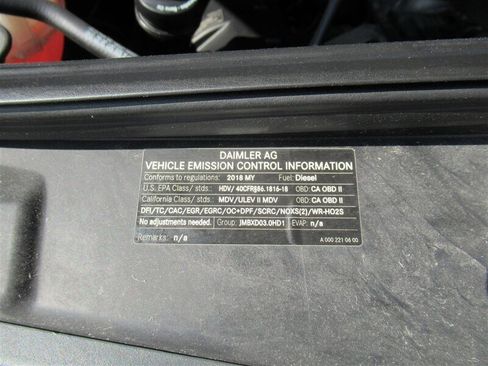 Used 2018 Mercedes-Benz Sprinter 2500 image 26