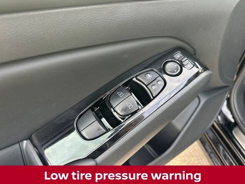 New 2025 Nissan Altima 2.5 SR image 28