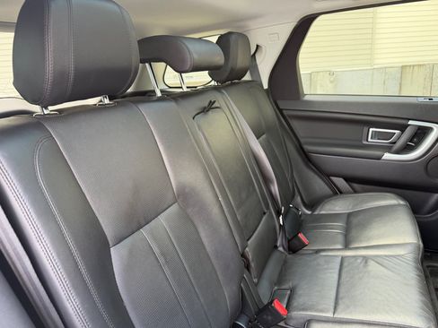 Used 2018 Land Rover Discovery Sport HSE AWD/4WD image 22