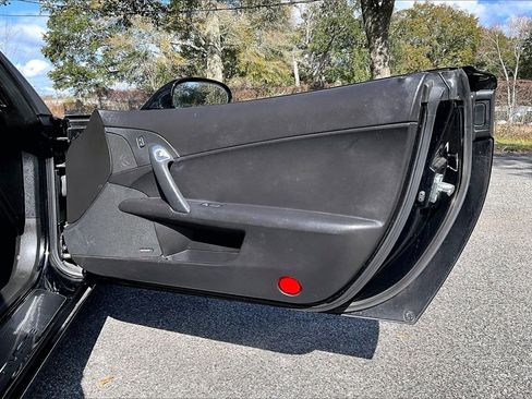 Used 2007 Chevrolet Corvette Convertible w/ Preferred Equipment Group image 21