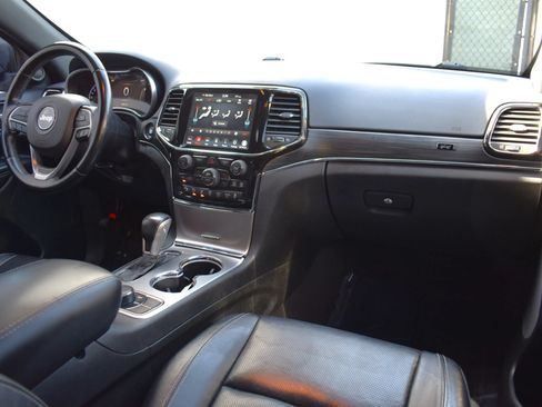 Used 2021 Jeep Grand Cherokee Limited w/ Quick Order Package 2GK 80th AWD/4WD image 18
