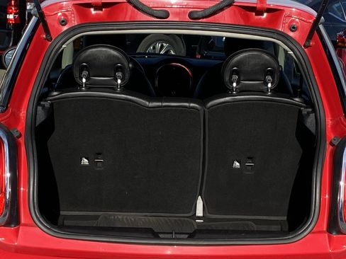 Used 2019 MINI Cooper 2-Door Hardtop image 14