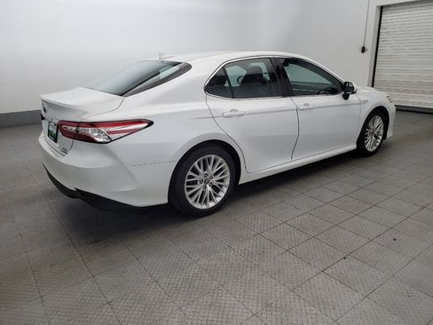 Used 2018 Toyota Camry XLE image 10