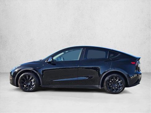 Used 2020 Tesla Model Y Long Range AWD/4WD image 3