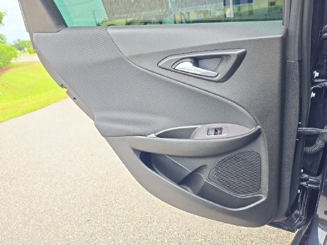 Certified 2023 Chevrolet Malibu LS FWD image 9